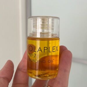 Olaplex no7 bonding oil 1 FL OZ great condition has been used 1 time.